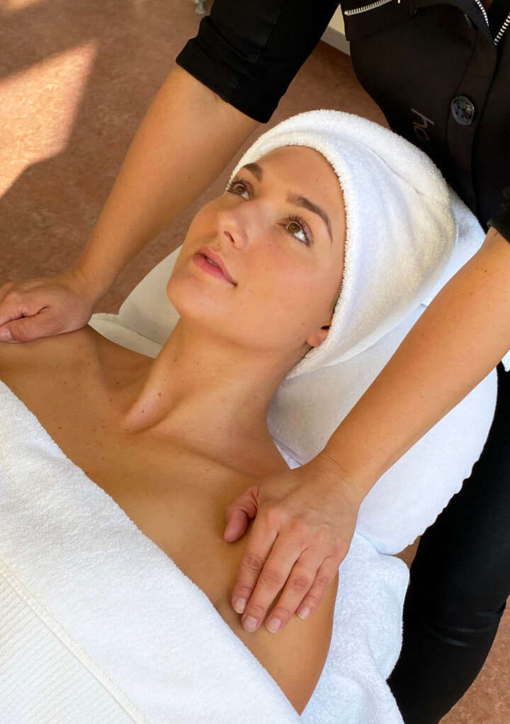 Zo zorgt Miss Nederland Denise Speelman voor een huid met gezonde glow